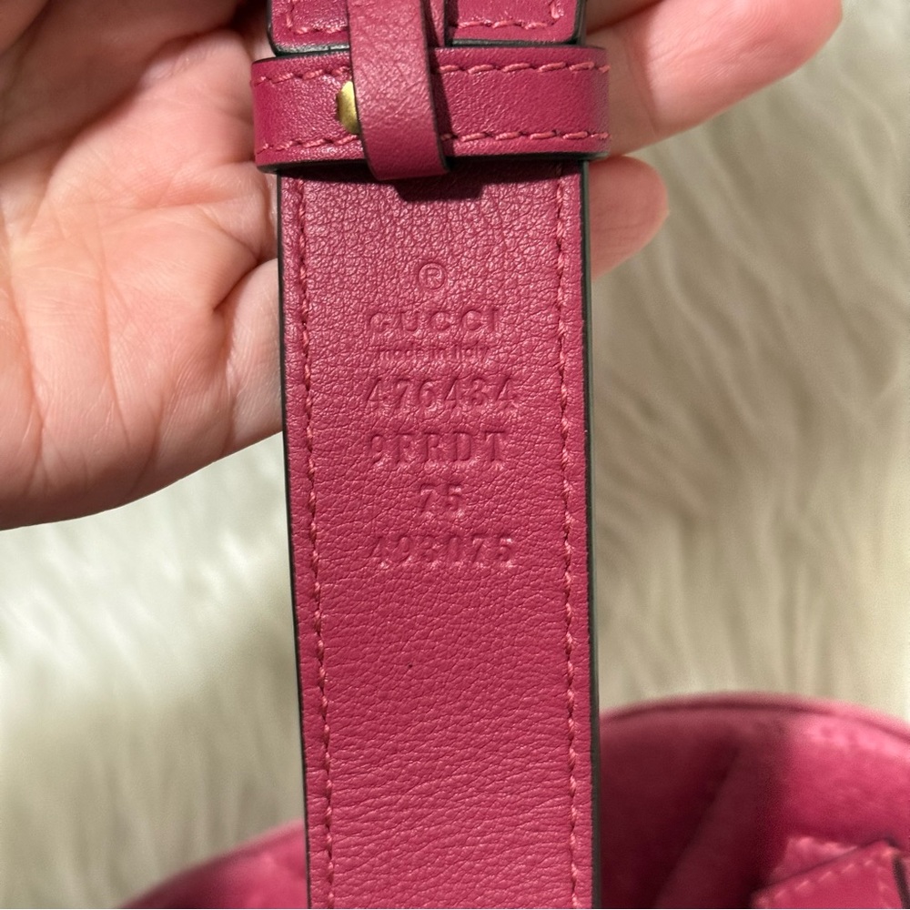 Gucci Marmont Fuchsia Pink Velvet Belt Bag - Picture 7 of 8
